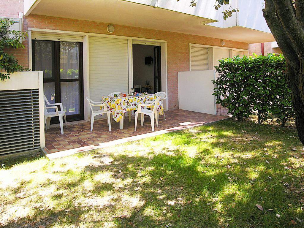 Apartment Gemini Con Piscina Bibione Phòng bức ảnh
